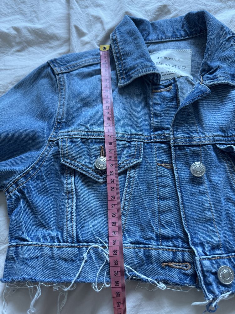 Krótka kurtka jeansowa stradivarius xs