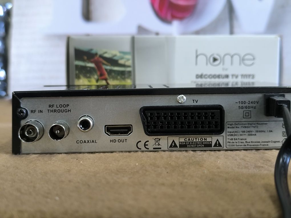 Descodificador de TV digital (TDT) DVB-T2  marca TNB.