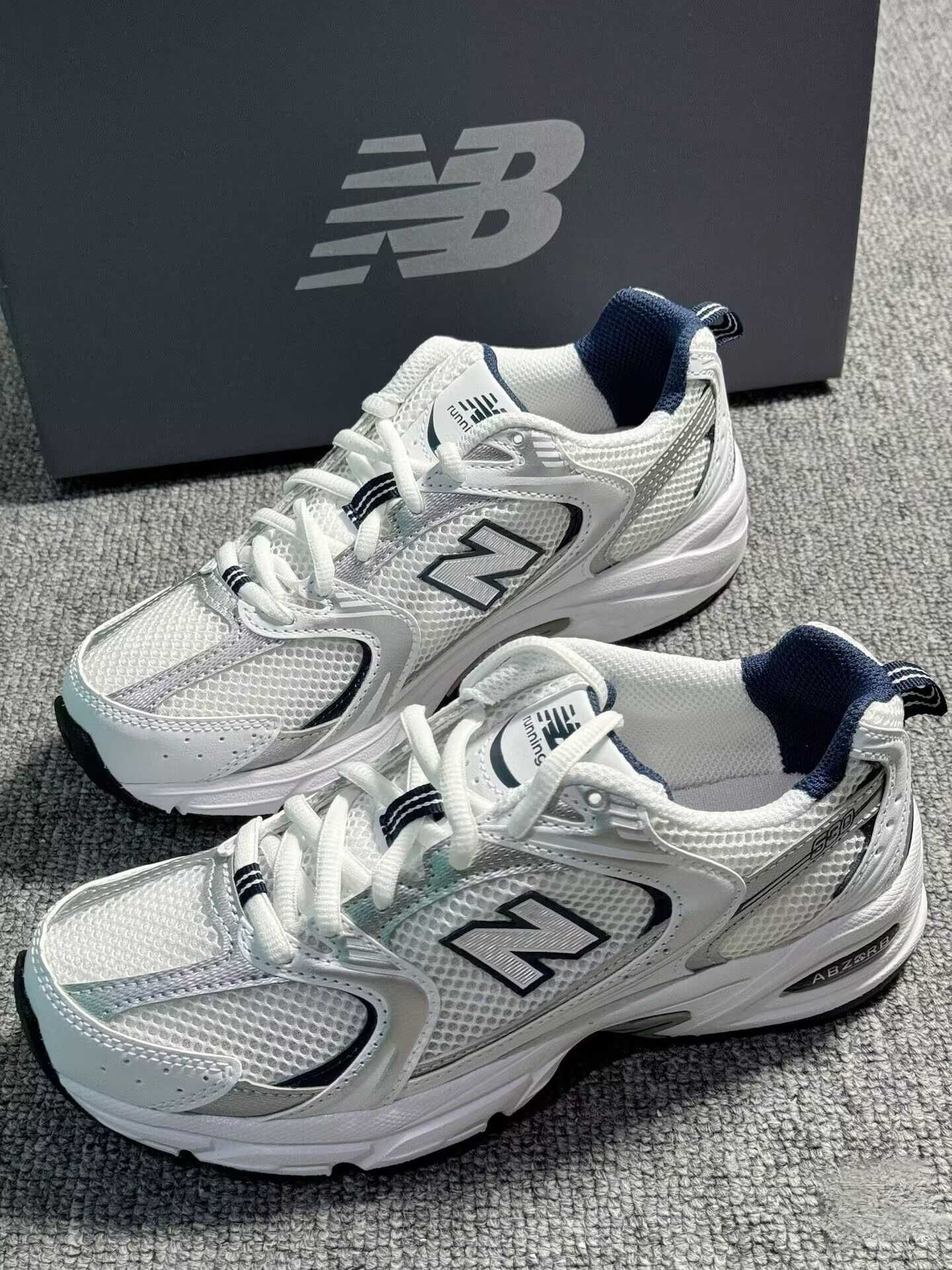 Autentyczne tenisówki New Balance 530 - rozmiar 39