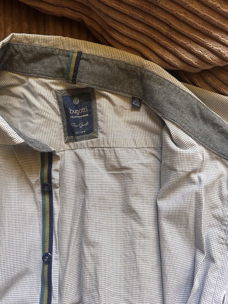 Продам футболку- поло Emporio Armani