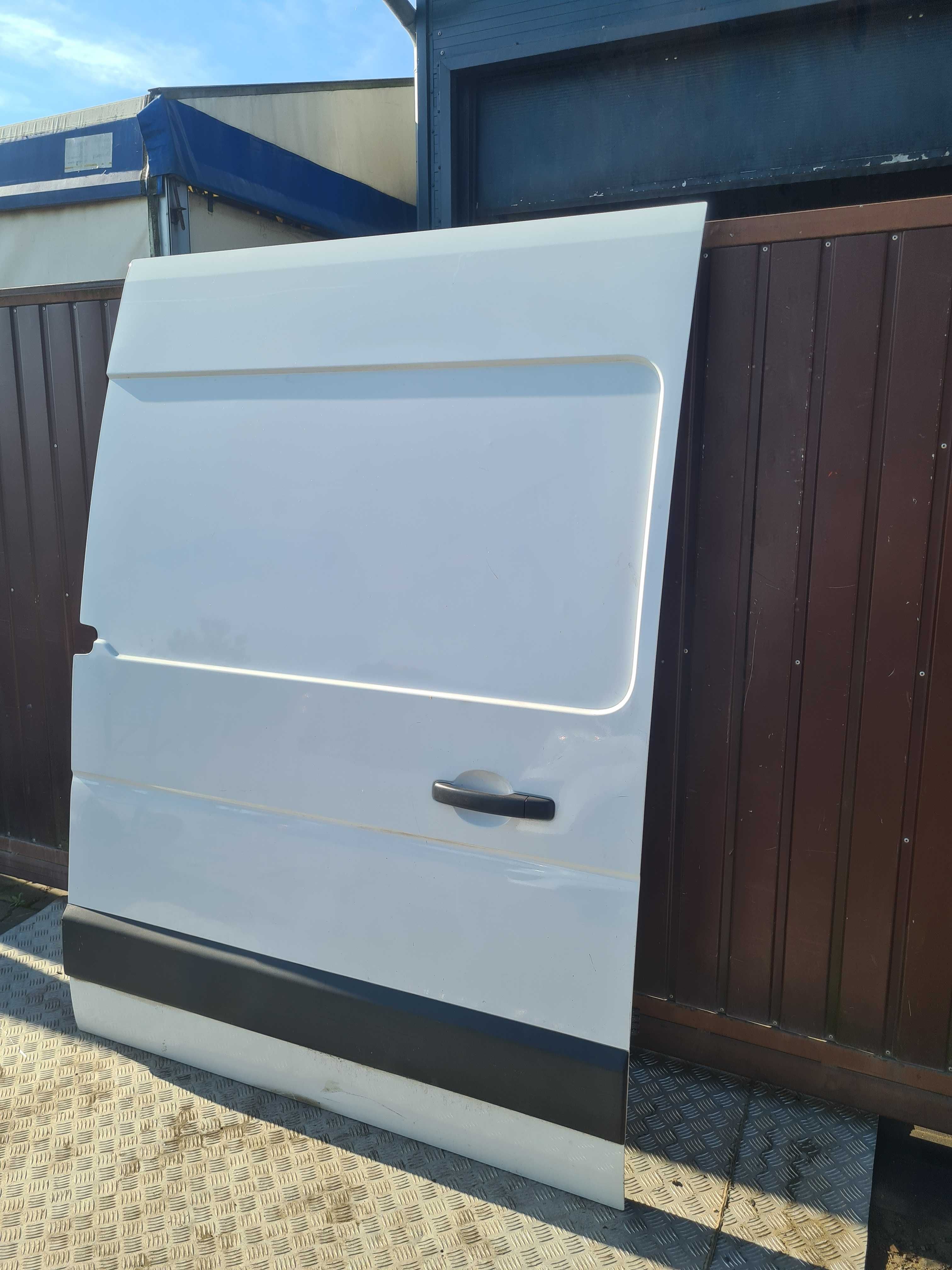 Renault Master III IV 2.3 19r drzwi boczne przesuwne prawe