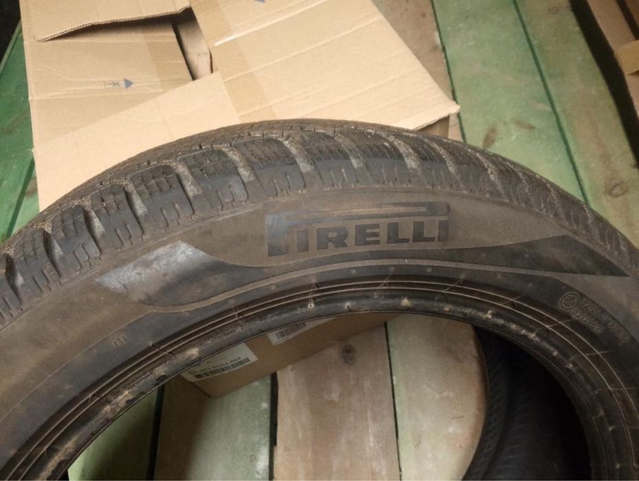 Opony zimowe Pirelli 225/50 R17
