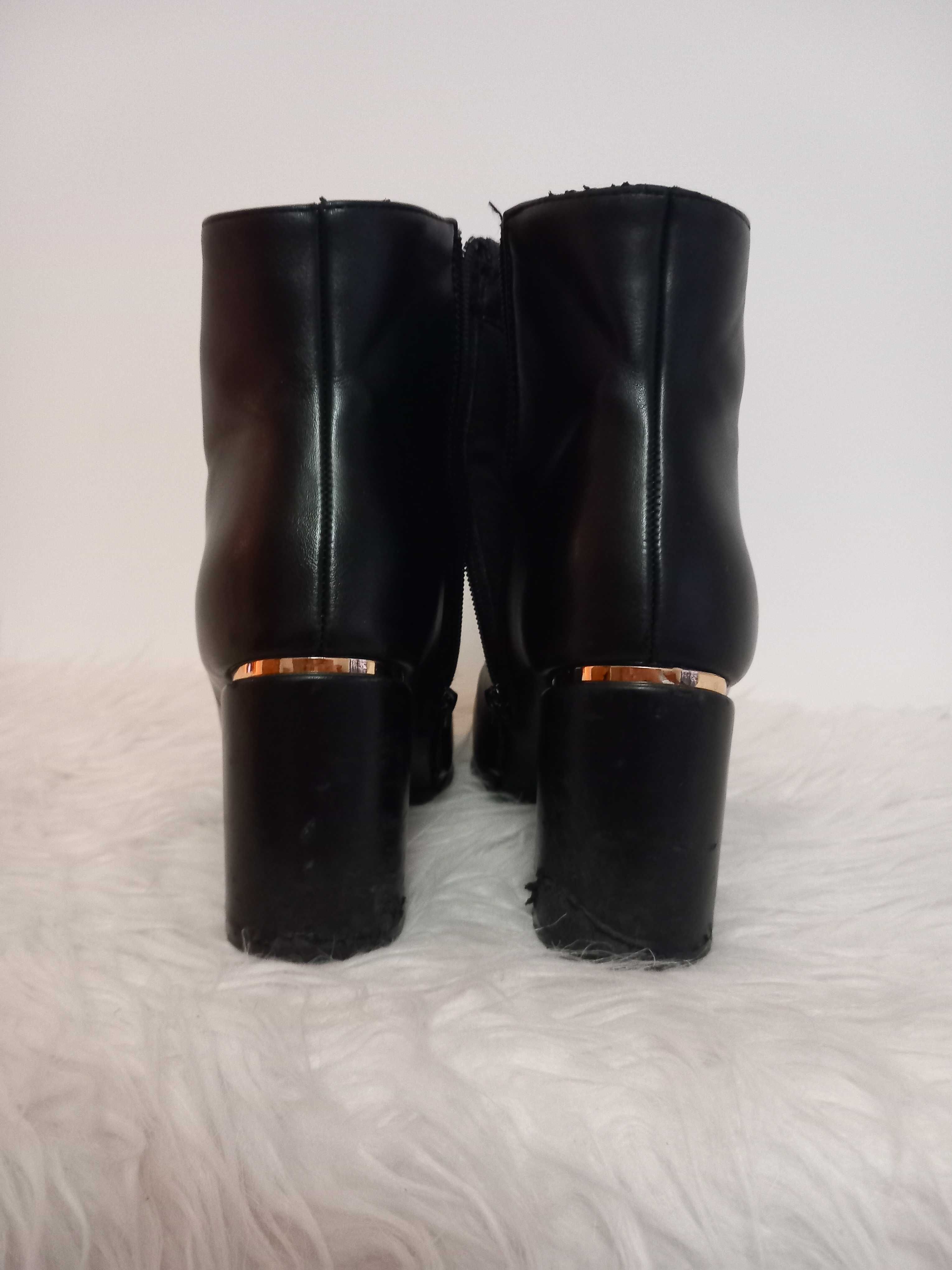 2 pares de sandálias ALDO & Seaside 37 Oferta de Botas