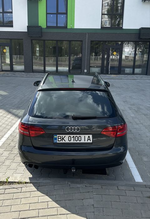 Продам машину Audi A4 2009 р