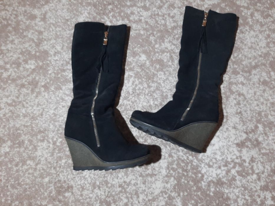 Жіночі зимові сапожки