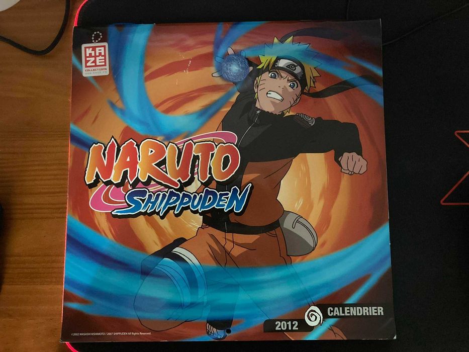 Naruto calendário e livro de autocolantes