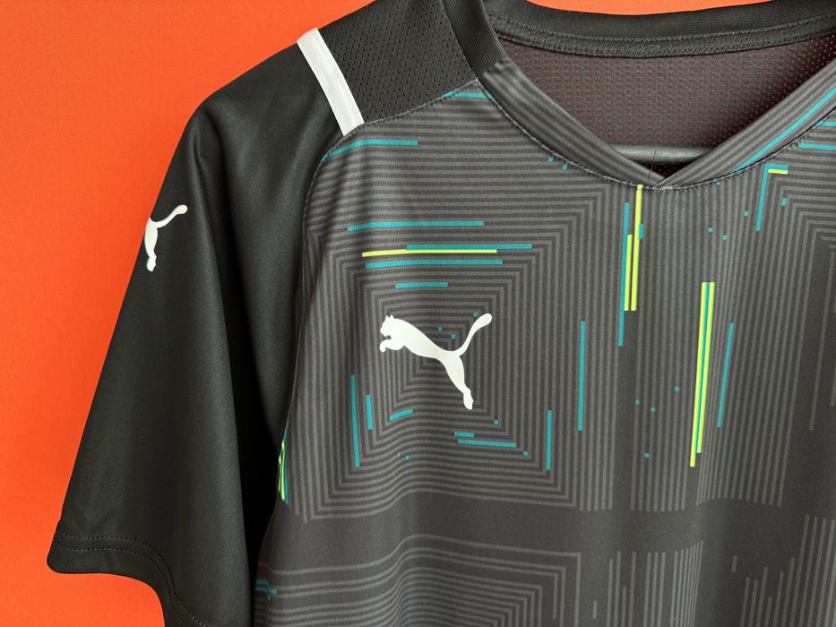 Puma Оригінал чоловіча спортивна футболка розмір S