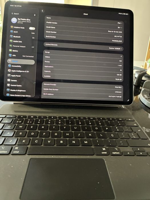 Ipad Air 13” M3 Wi-Fi + 5G  C/ Magic Keyboard - Novembro 2025