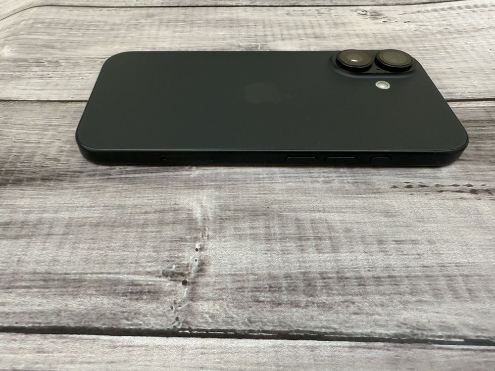 Iphone 16 128gb neverlock Black Global 680$