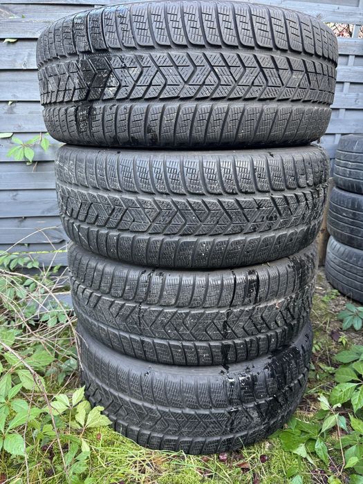 Opony zimą 235/60R18 Pirelli Scorpion 2020r 4x6mm