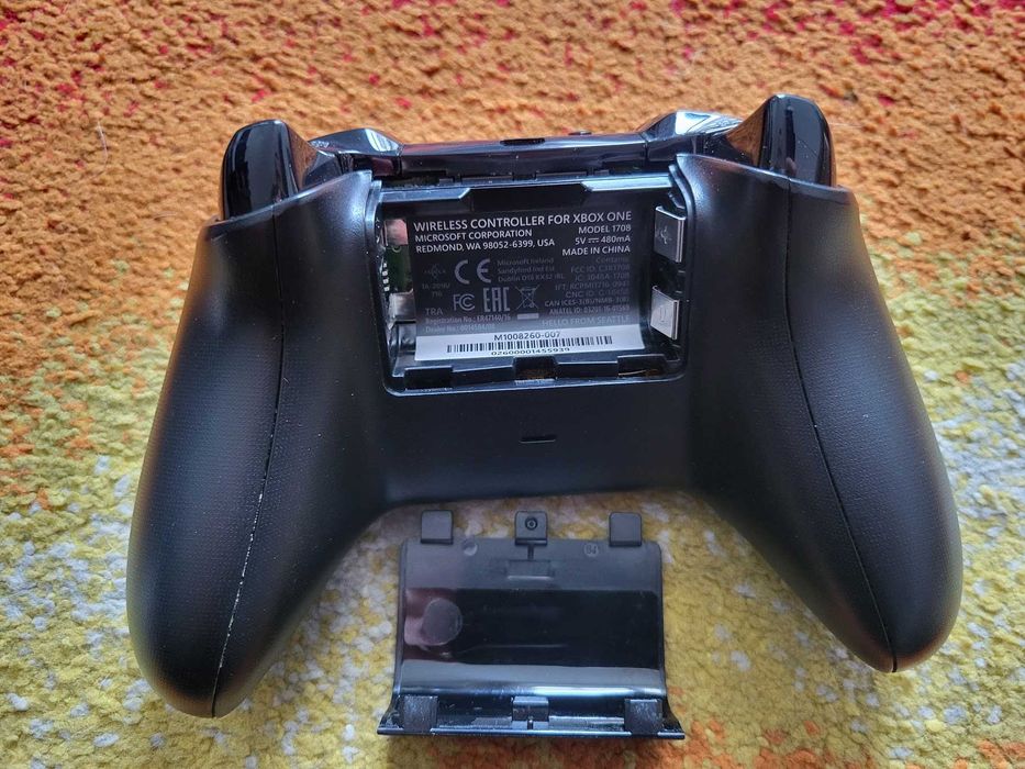 Oryginalny Pad Xbox ONE V2 - Stan BDB, Skup/Sprzedaż