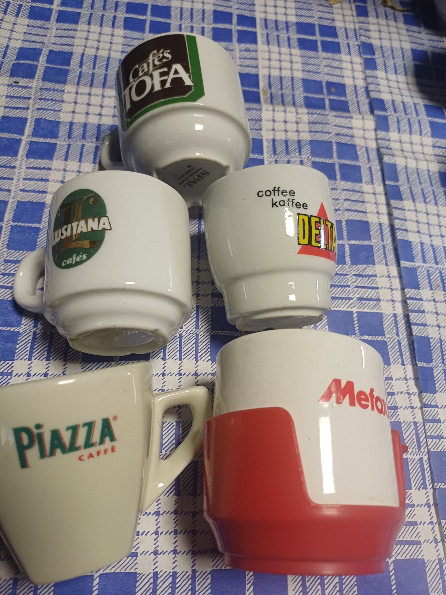 Lote de chavenas de cafe