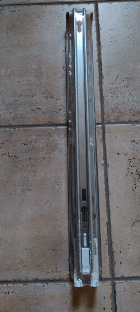 Zawiesie do grzejnika płytowego wys. 600