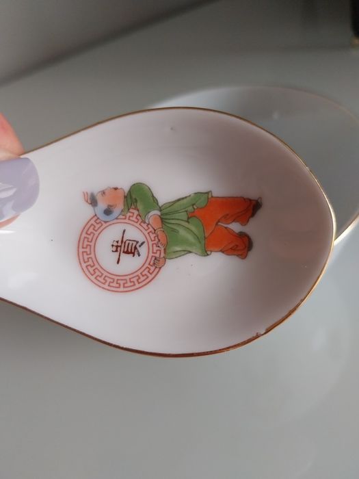 Taça porcelana Chinesa com colher, como novo