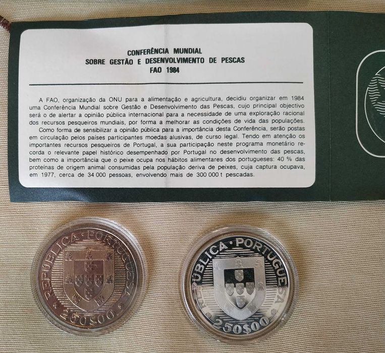 Estojo 2 moedas Conferência Mundias de Pescas FAO (BNC+Prata Proof)