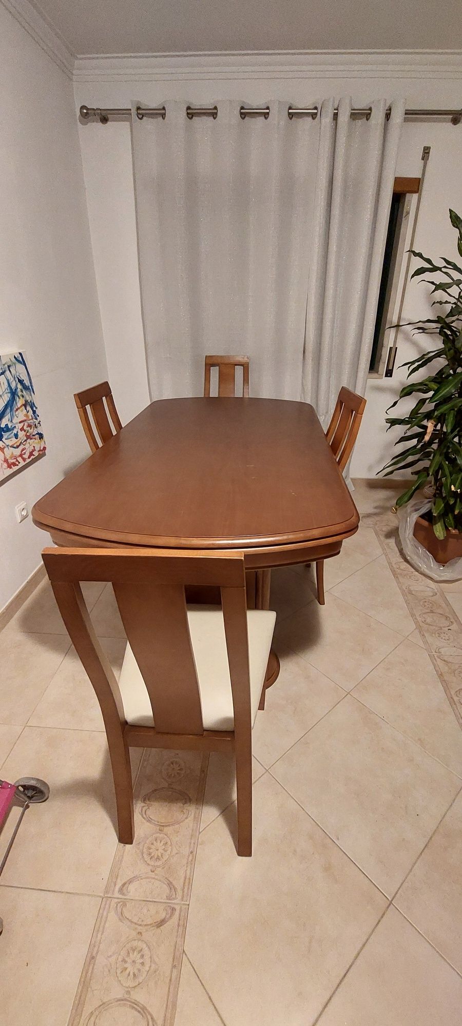 Mesa de jantar + 6 cadeiras em cerejeira