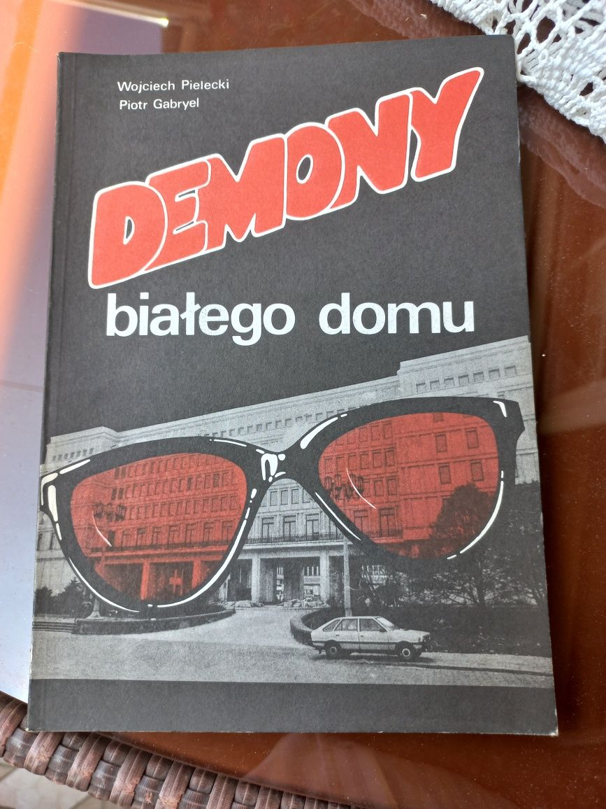 Demony białego domu wojciech pielecki. Piotr gabryel