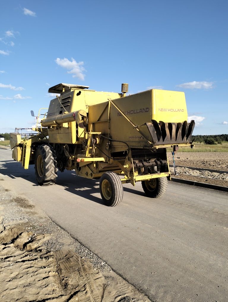 Sprzedam kombajn new Holland 1530