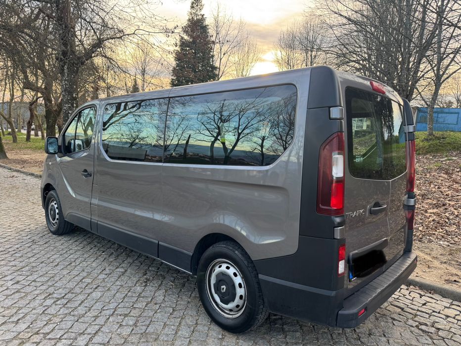 Renault Trafic XL  1.6DCi 9Lugares