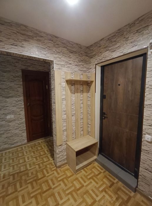 Власник Аренда 2к.кв Жадова Державності