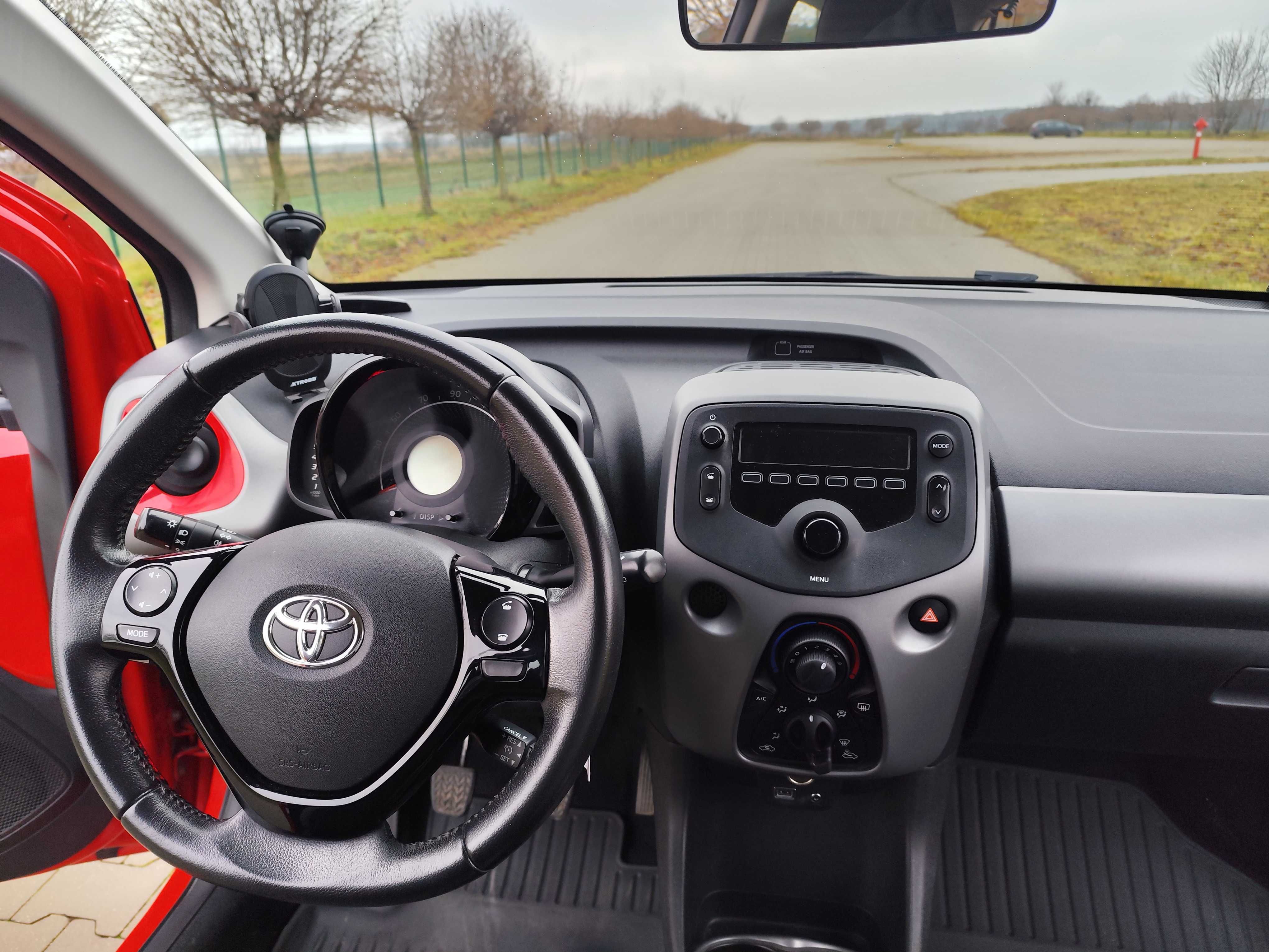 Toyota AYGO 1,0 VVT-i,72KM, Super stan i bogate wyposażenie, OKAZJA !
