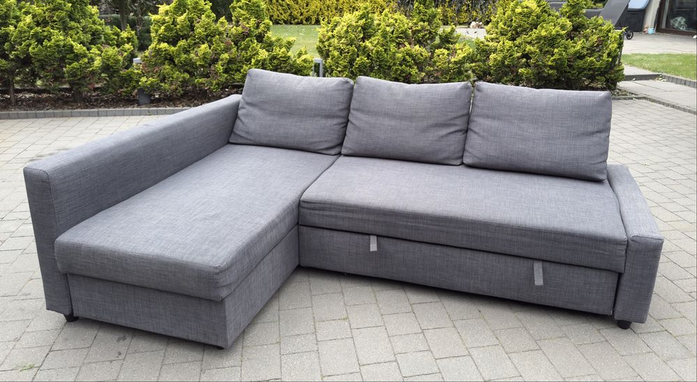 Narożnik z funkcją spania IKEA FRIHETEN ciemnoszary