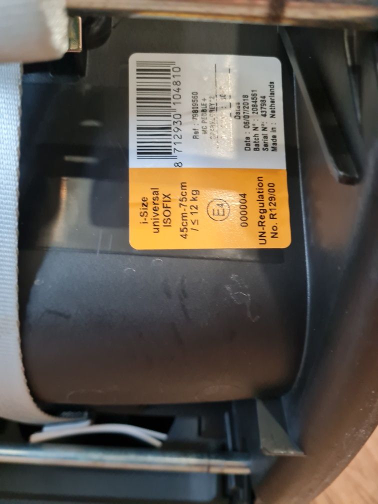 Fotelik Maxi cosi pebble plus i-size do bazy isofix