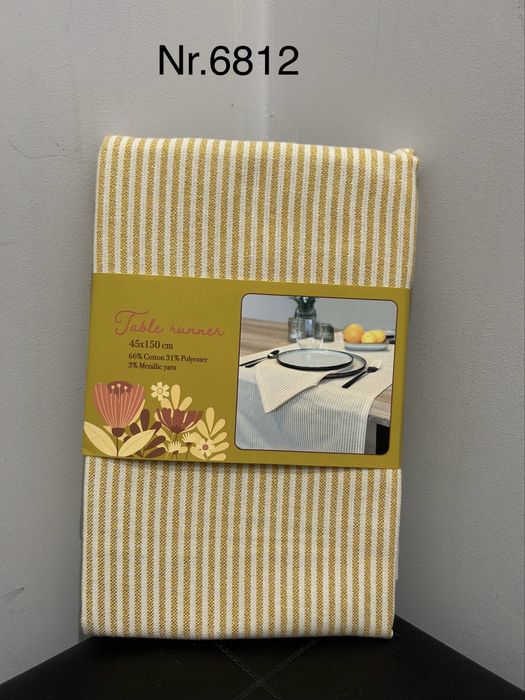 Bieżnik stołowy złoty 45cm x 150cm. Nr.6812