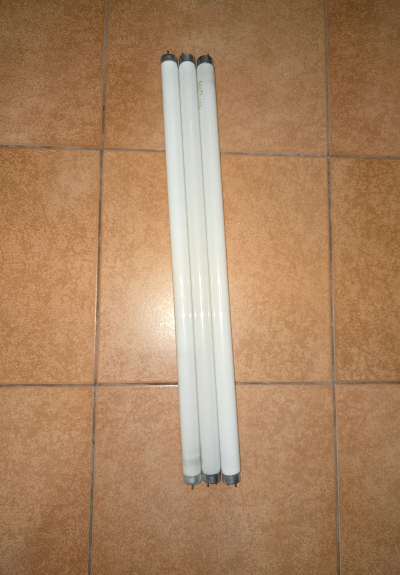 Lampada tubular / Arrancador para iluminação casa