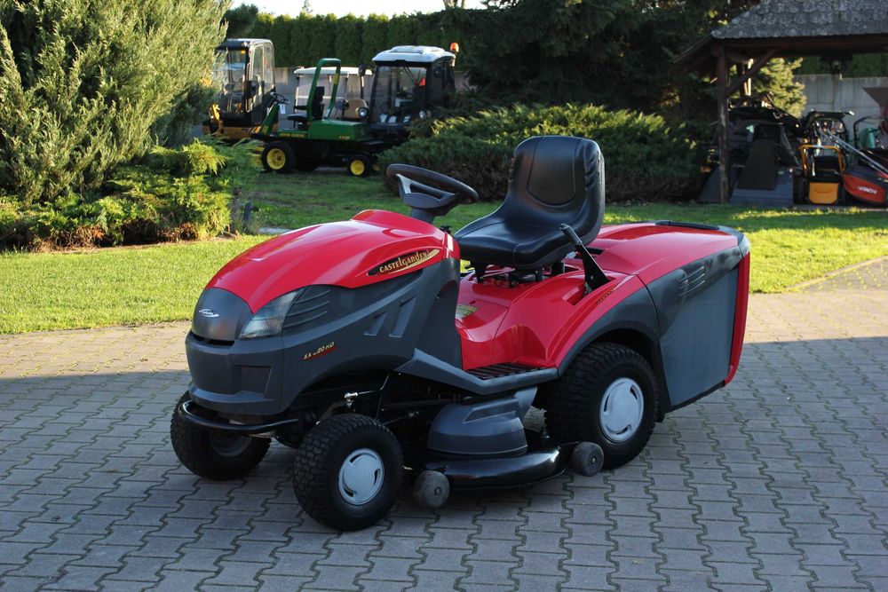 Castelgarden Twincut XX220HD XX 220 V2  TRAKTOREK Kosiarka