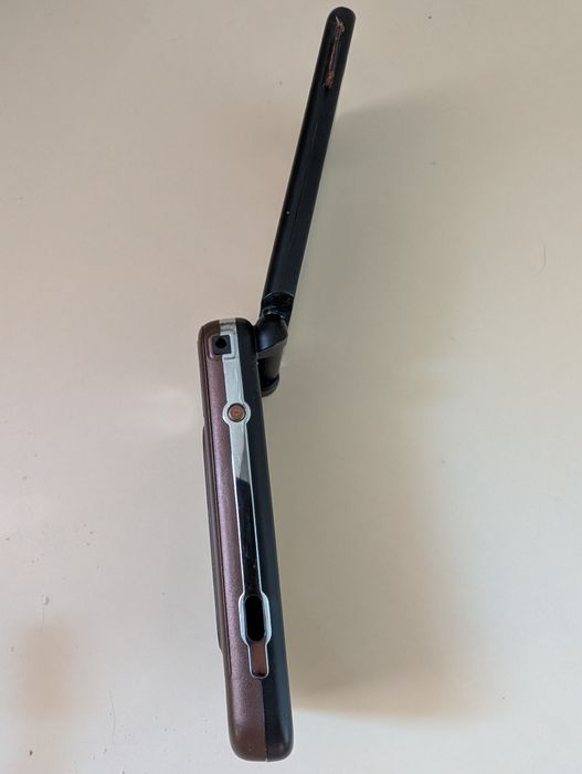 Телефон nokia 7390