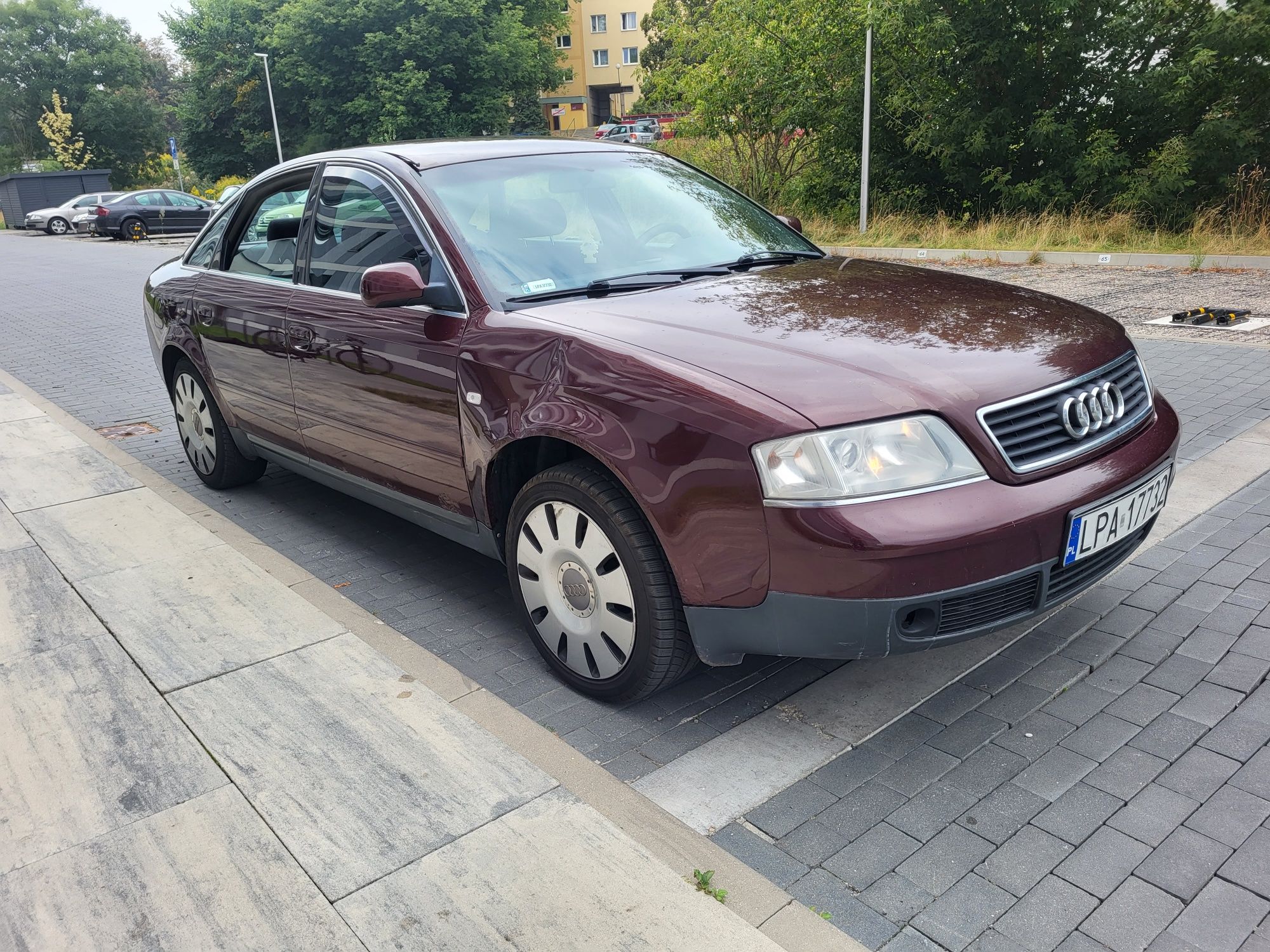 AUDI A6 sedan 1.8 turbo z instalacją gazową