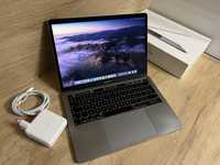 MacBook Pro 13 Apple A1989 16gb ram/256gb ssd Bdb stan
