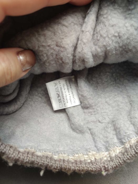 Зимова шапка 2 помпона мех беж рижа коричнева 48-50
Сіра