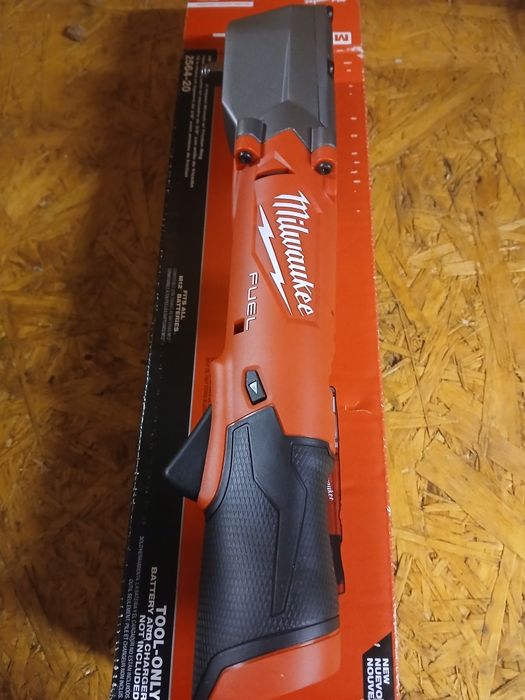 Milwaukee grzechotka M12 Fuel