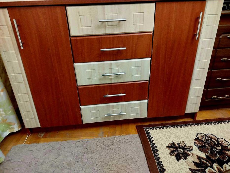Продам комод в доброму стані
