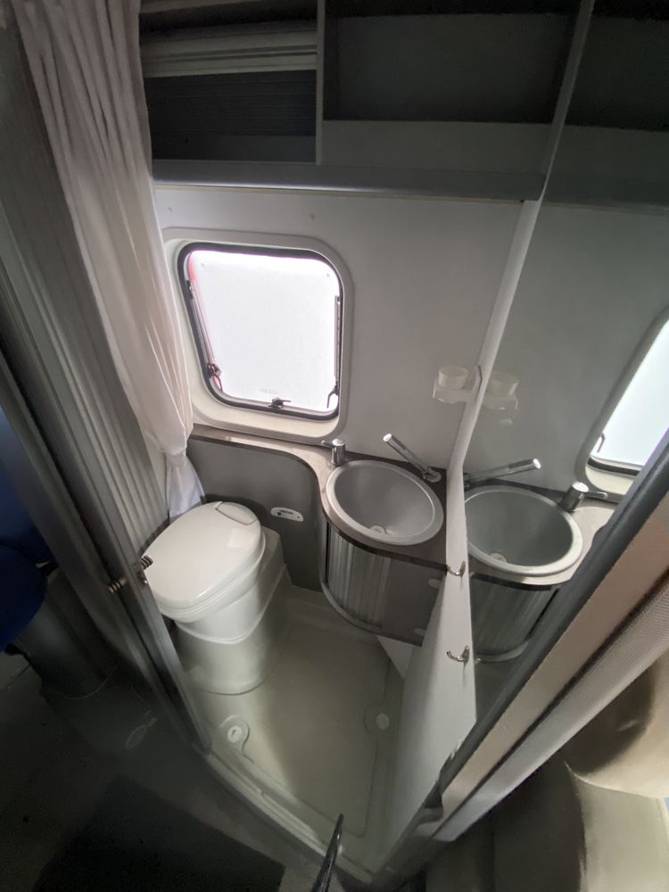 Kampervan Fiat Ducato Adria Twin 3.0 manual tempomat solar kamera cofa