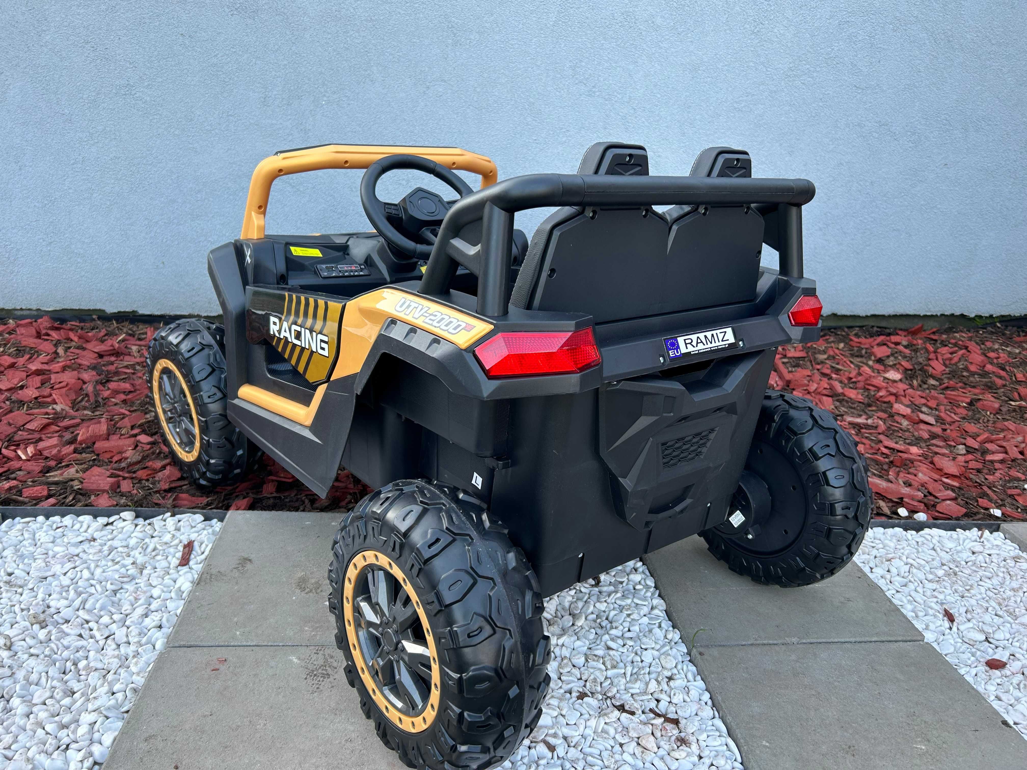 Auto na akumulator Pojazd 4x4 Buggy UTV 2000M Racing Samochód