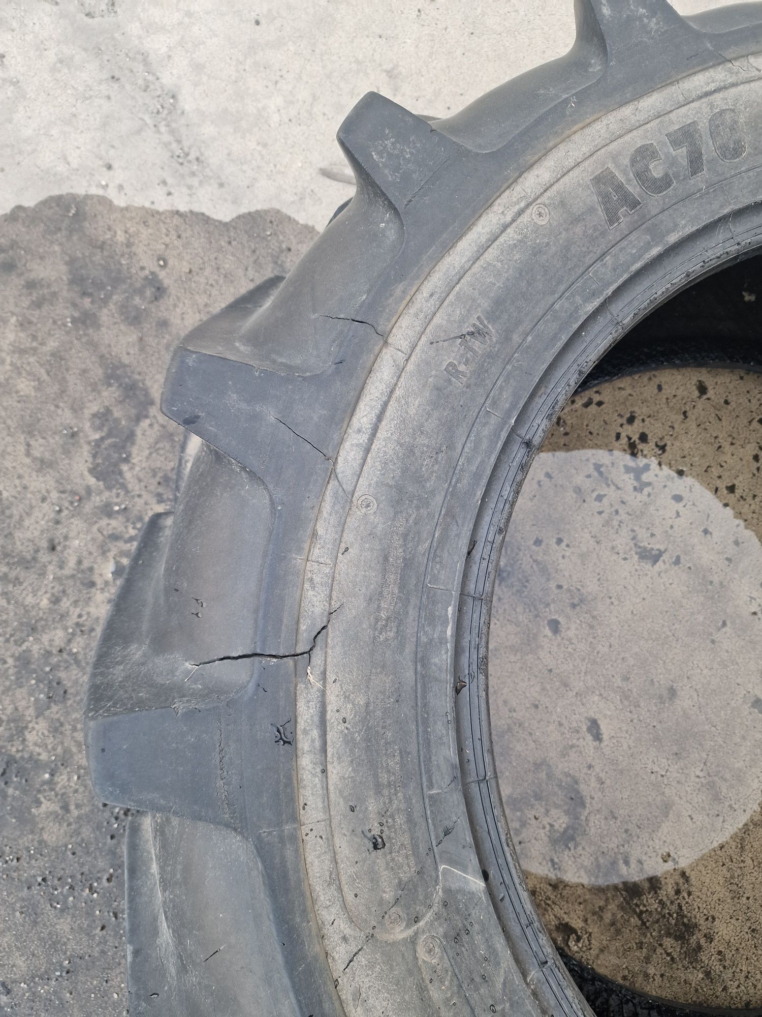 Opony Mitas 380/70 r28 500zl za dwie