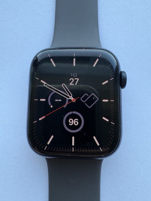 Apple Watch 8 45mm 32gb E-sim