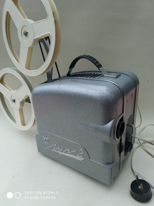 Кинопроэктор Луч 2
