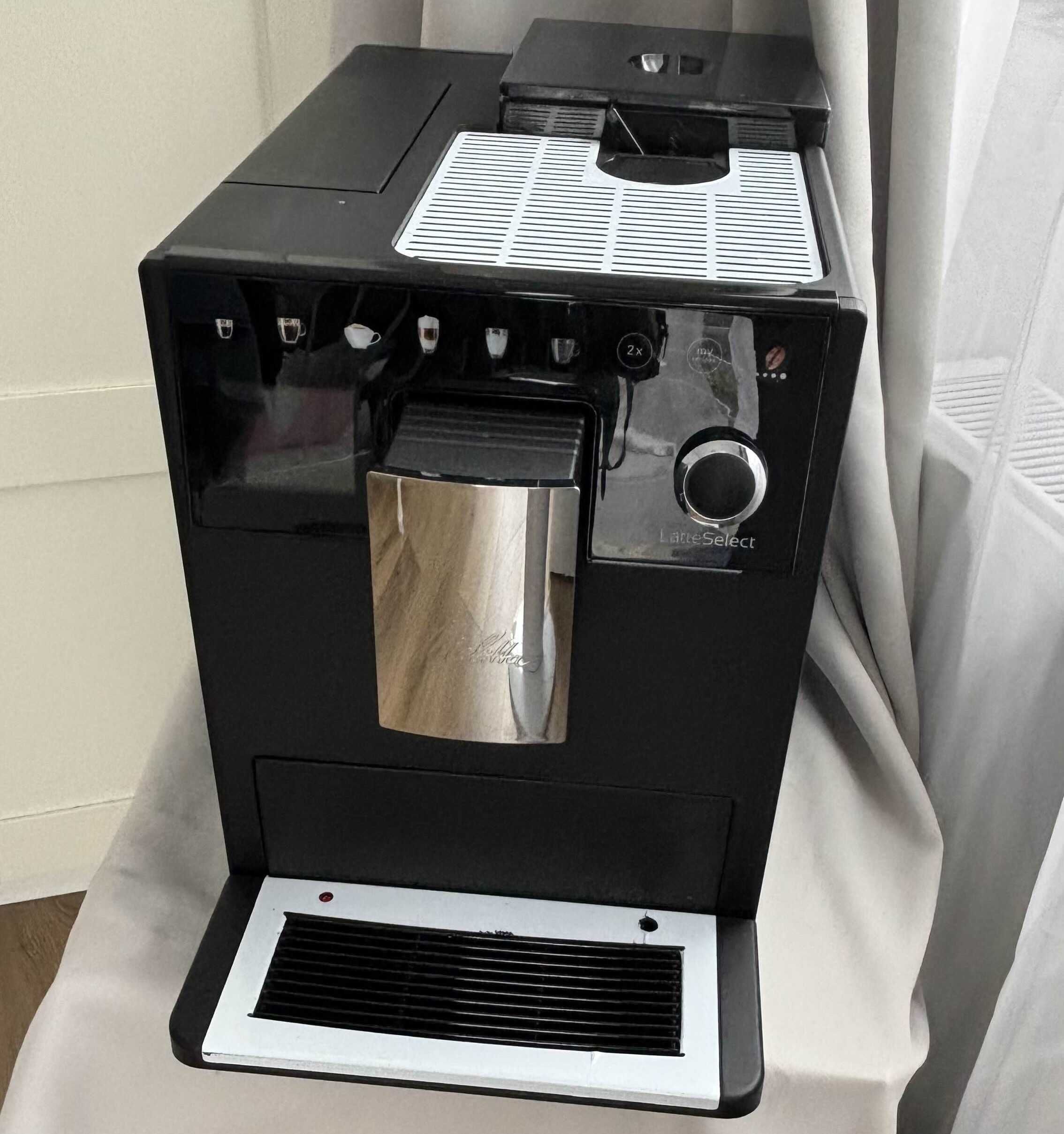 Ekspres do kawy Melitta LatteSelect F63/0-212 - Czarny NA GWARANCJI