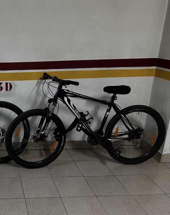 Specialized hardhock 26”