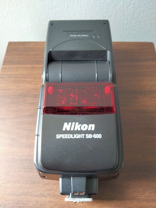 Flash Nikon speed light SB-600 como novo!