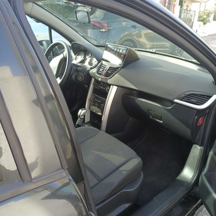 PEUGEOT 207 Versão Sportium