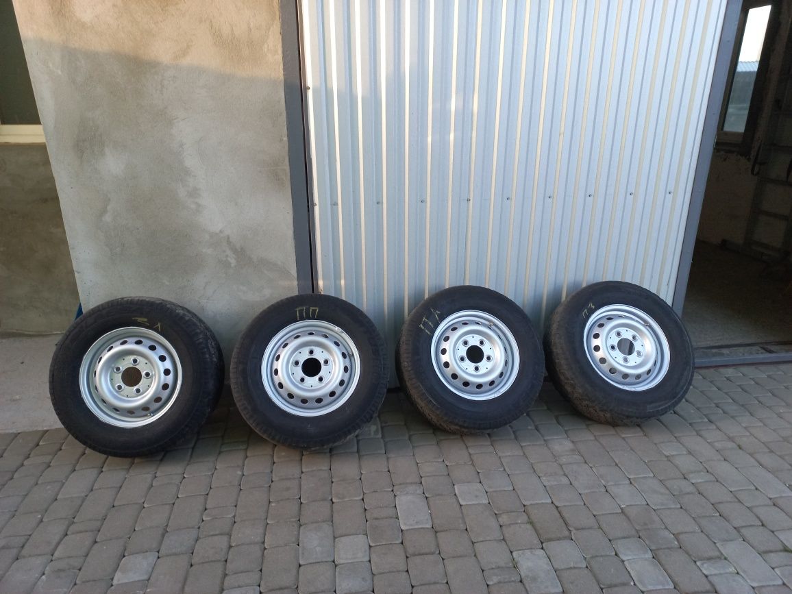 Диски з резиною спрінтер LT 225/70 R15c