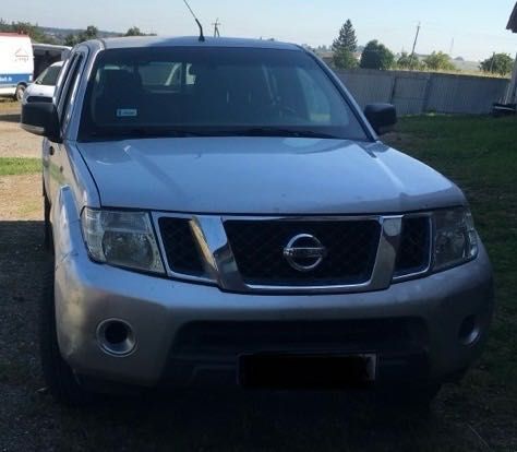 Nissan Navara; Mitsubishi L200