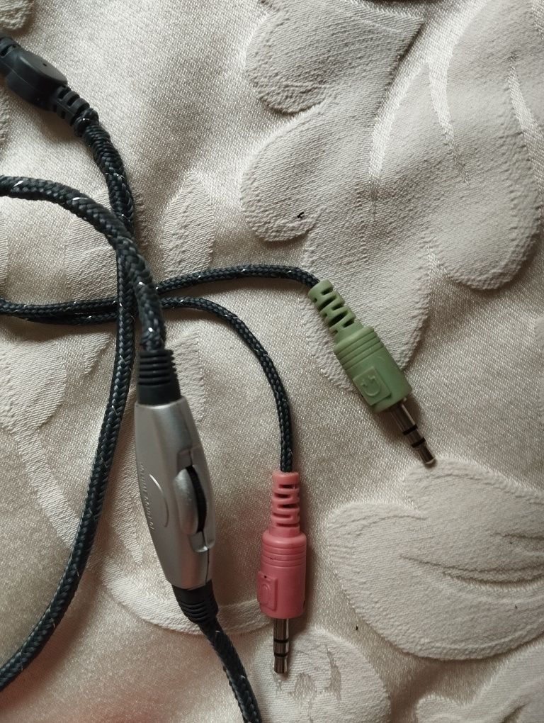 Słuchawki z mikrofonem do muzyki, do Skype'a,Easy Touch ET-267, vintag