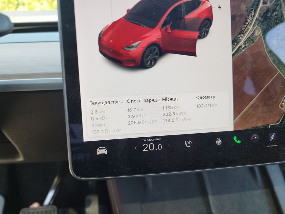 Tesla model Y 2021р long range