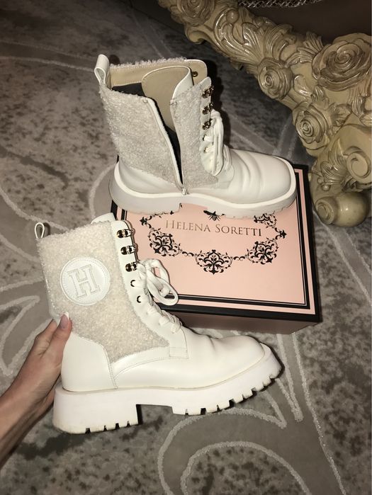 Шкіряні Черевики Helena Soretti